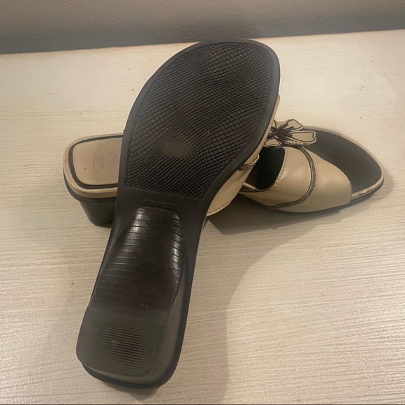 2/$30 Maripe Cream & Brown Guitar Leather Sandals 6 - Picture 6 of 7